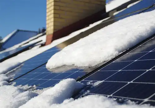 Solaranlage im Winter